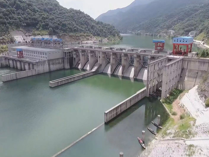 小溪水电站拦河坝