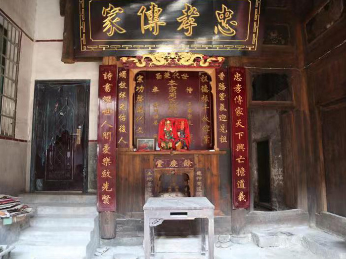 散葬烈士迁居陵园，魂归故里